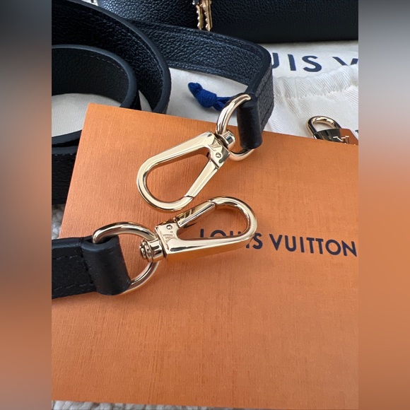 SOLD Authentic Louis Vuitton Neo Alama BB - Picture 3 of 12